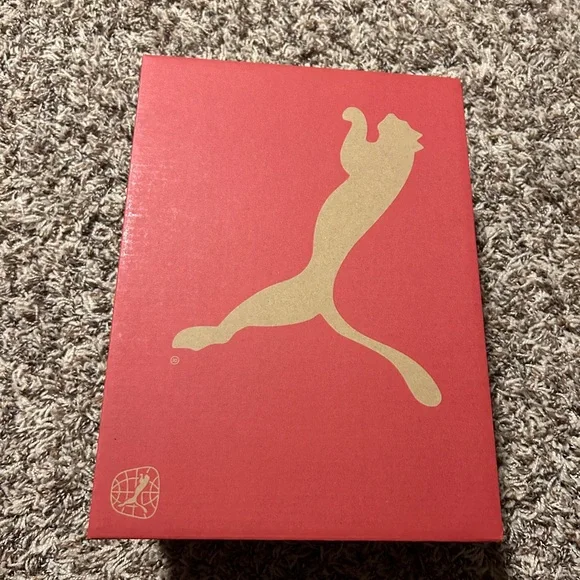 Women Puma’s platform size 6.5 FINAL Price firm on this - Picture 8 of 8